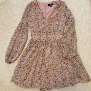 Missguided Chiffon Dress in Floral Small